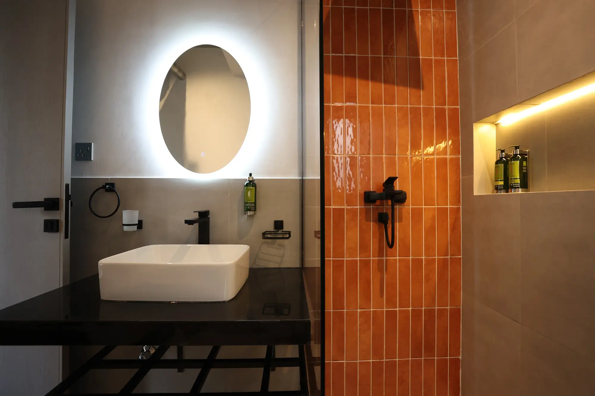 شقة 2 غرفة نوم - سي ليفينج 3