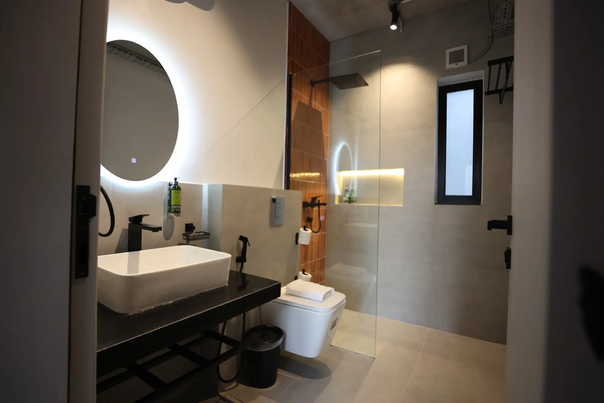 شقة 2 غرفة نوم - سي ليفينج 3