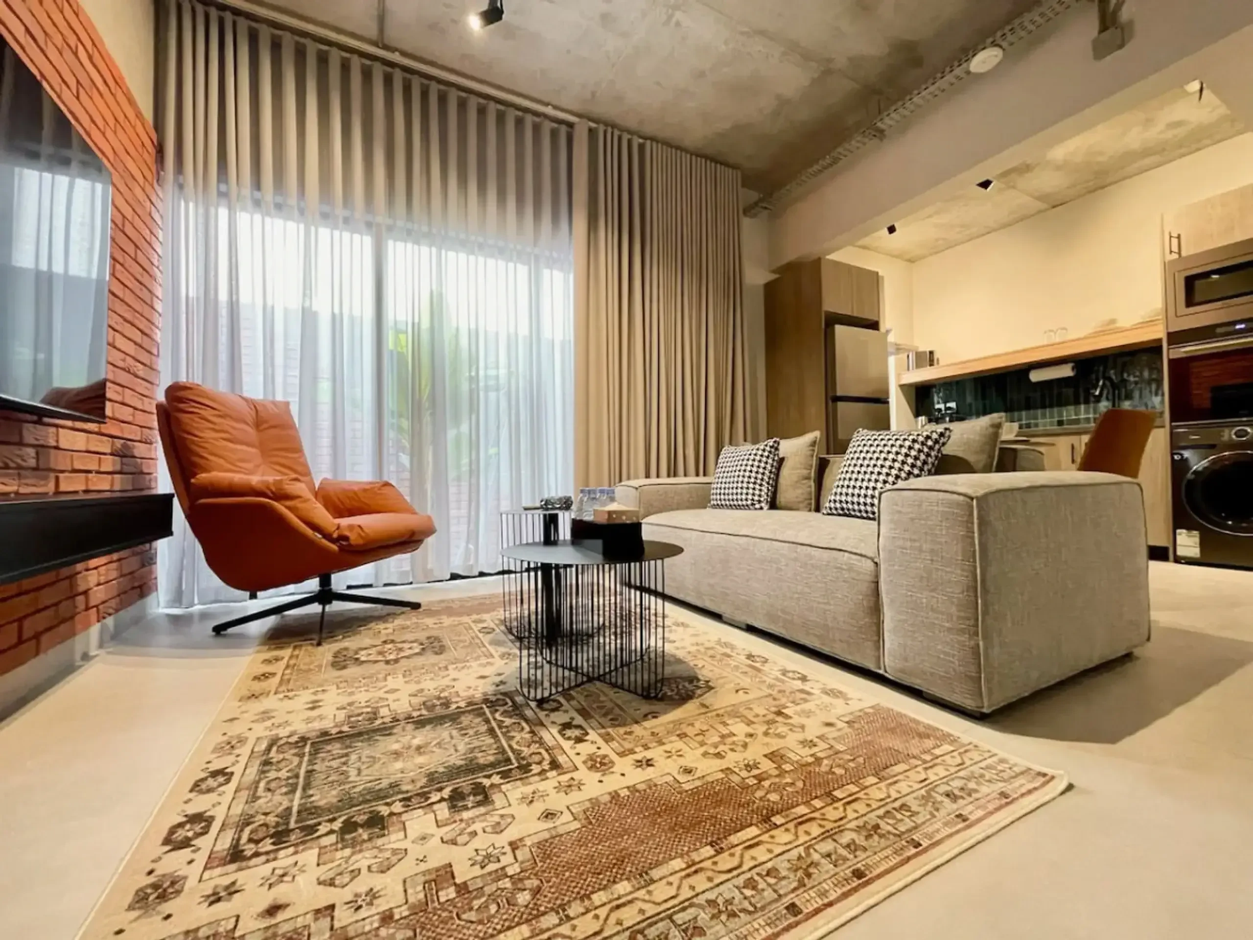 C Living 2 - Executive - 1 Bedroom with Terrace