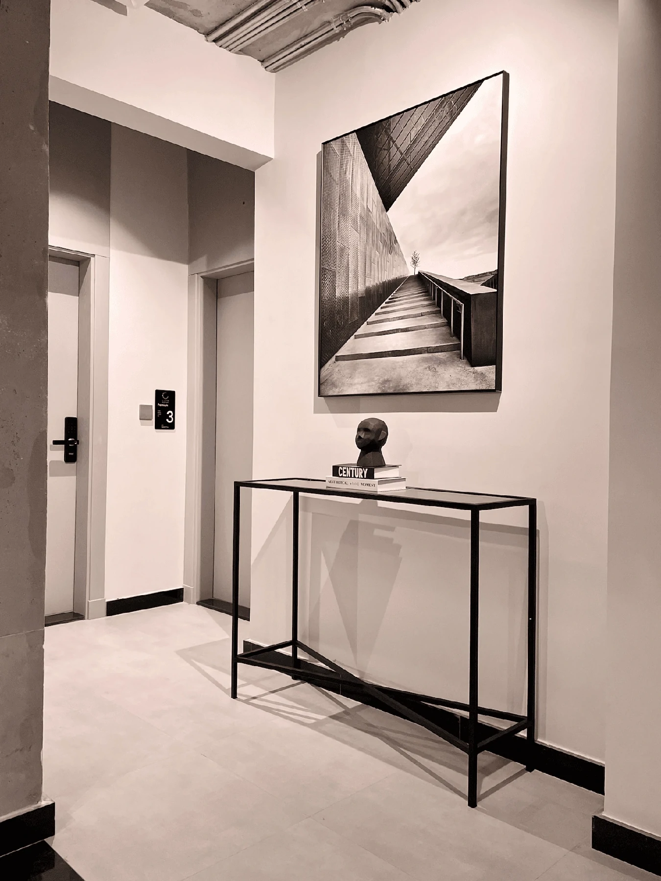 C Living 2 - Premium Studio