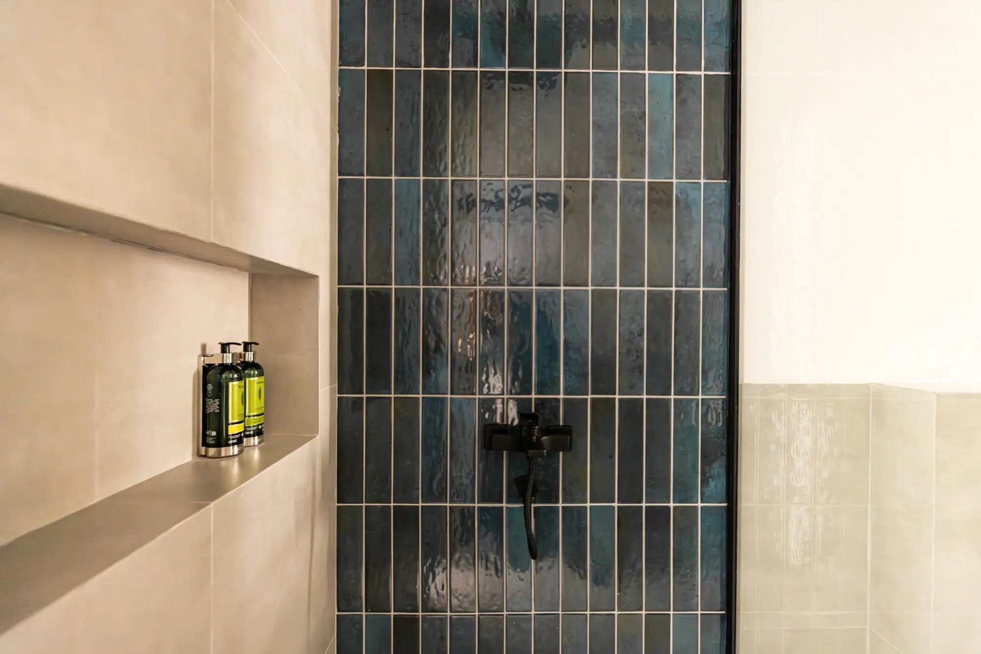 C Living 3 - 1 Bedroom Apartment - Almalqa
