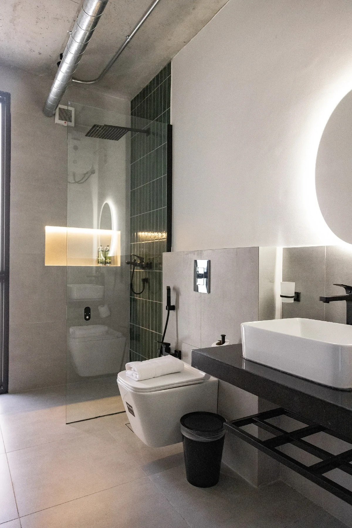 C Living 3 - Executive 1 Bedroom Apartment - Almalqa