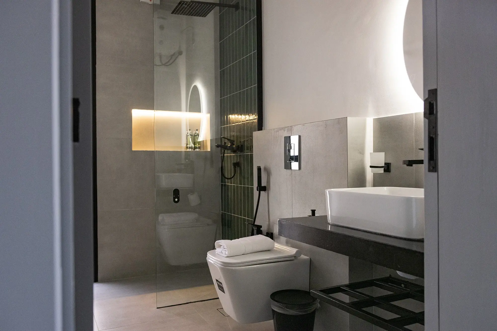 C Living 3 - Executive 1 Bedroom Apartment - Almalqa