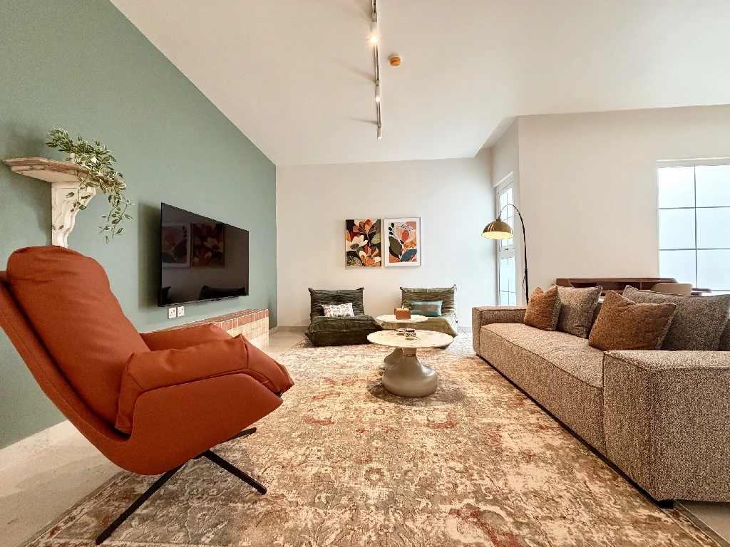 C Living 4 - Executive 2 Bedroom Apartment