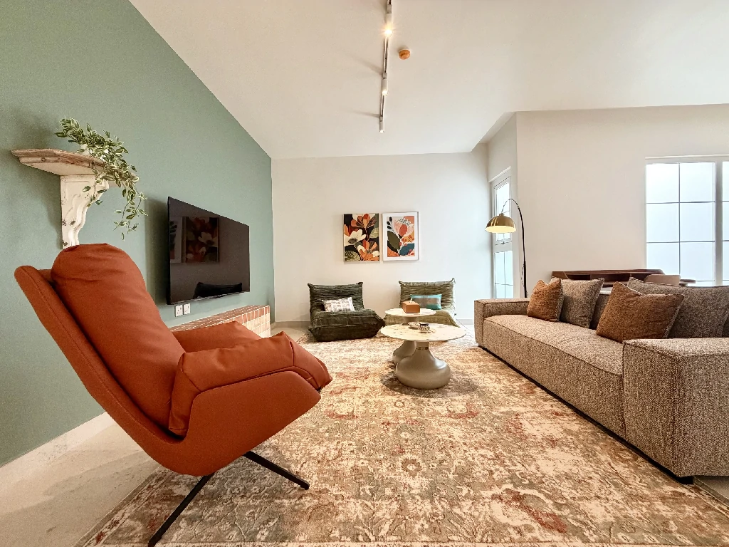 C Living 4 - Executive 2 Bedroom Apartment