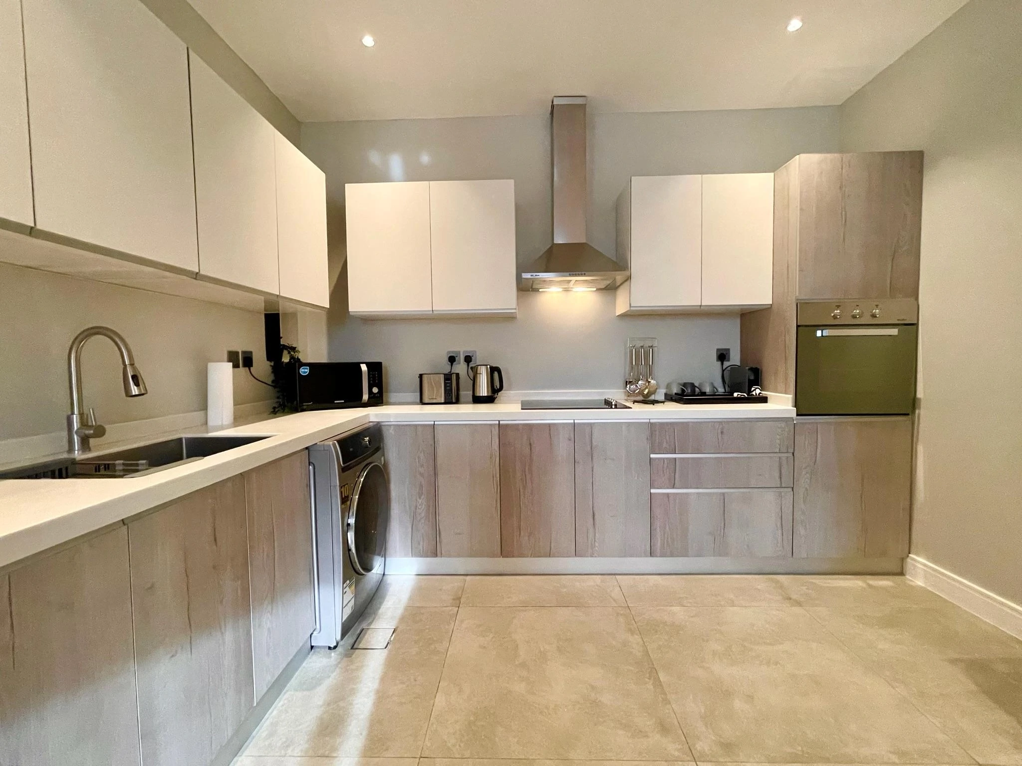Cadee Living - 1 Bedroom Executive - Al Nakheel