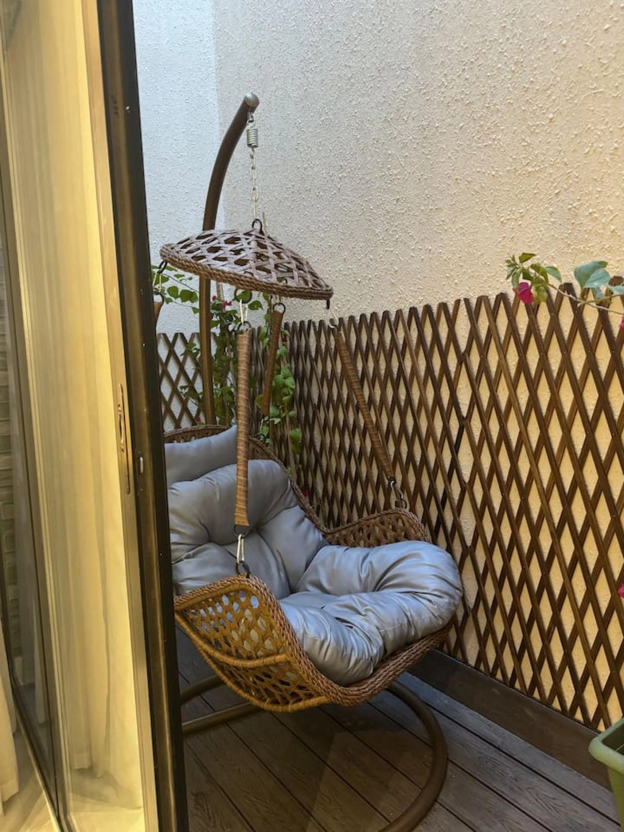 Cadee Living - 2 Bedroom with Terrace - Al Nakheel