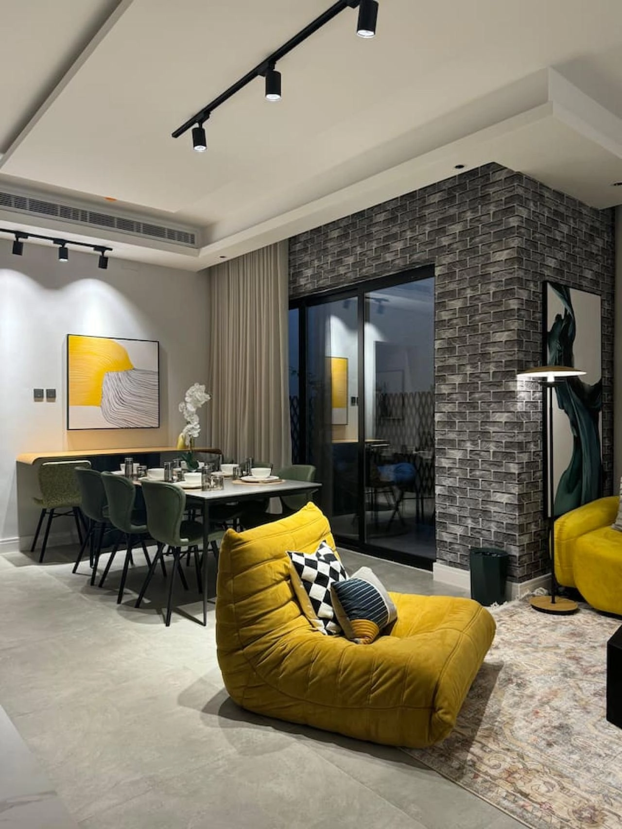 Cadee Living - 2 Bedroom with Terrace - Al Nakheel