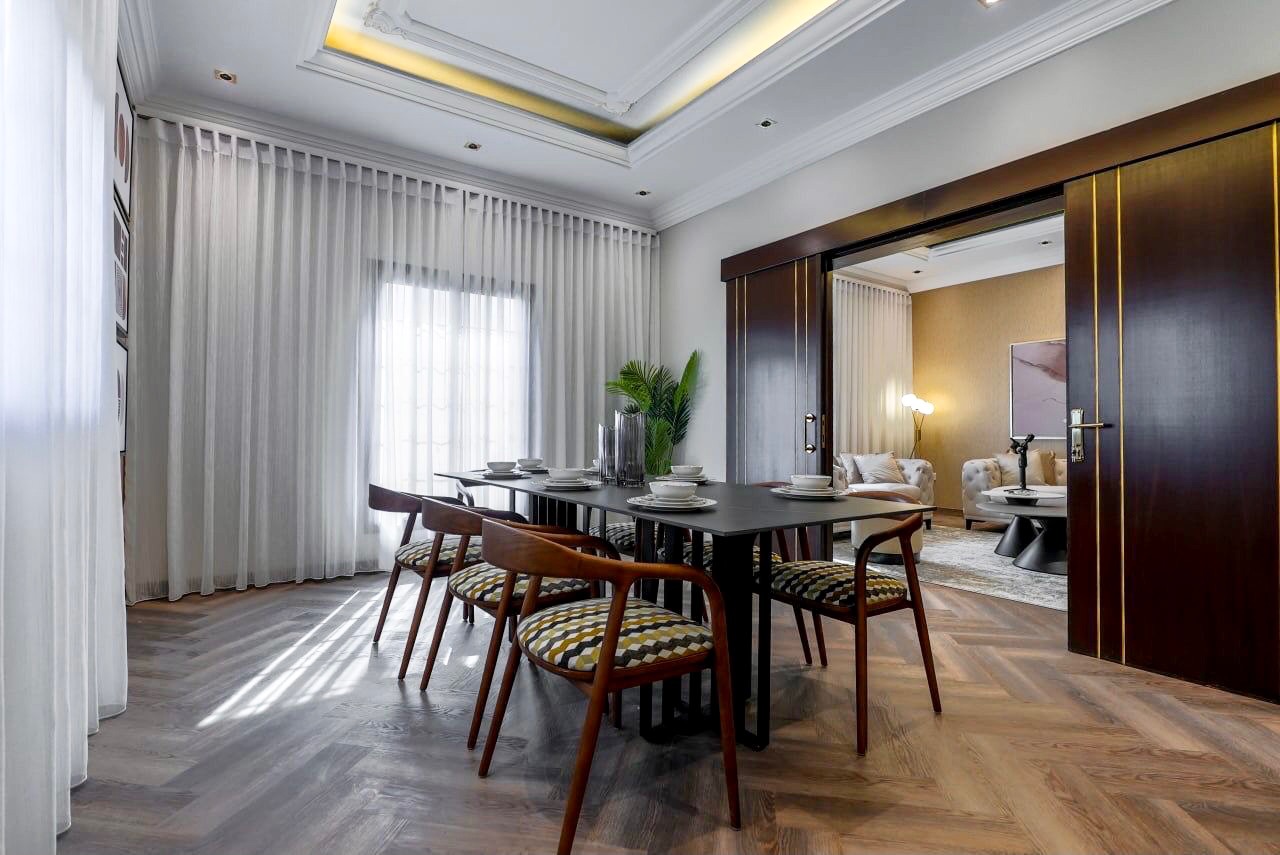 Khozama Living 1 - 2 Bedroom Apartment