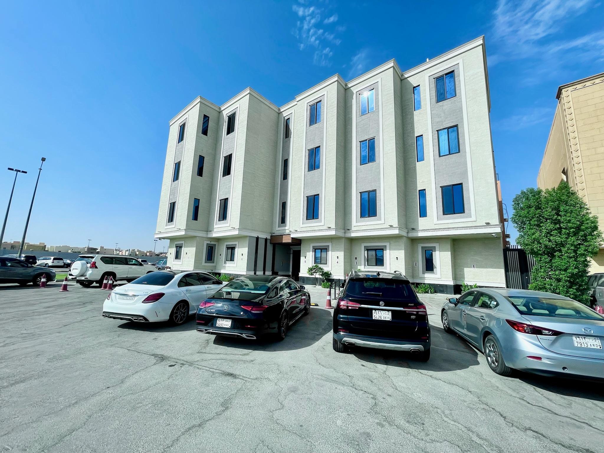 Cadee Living - Superior 2 Bedroom - Al Nakheel