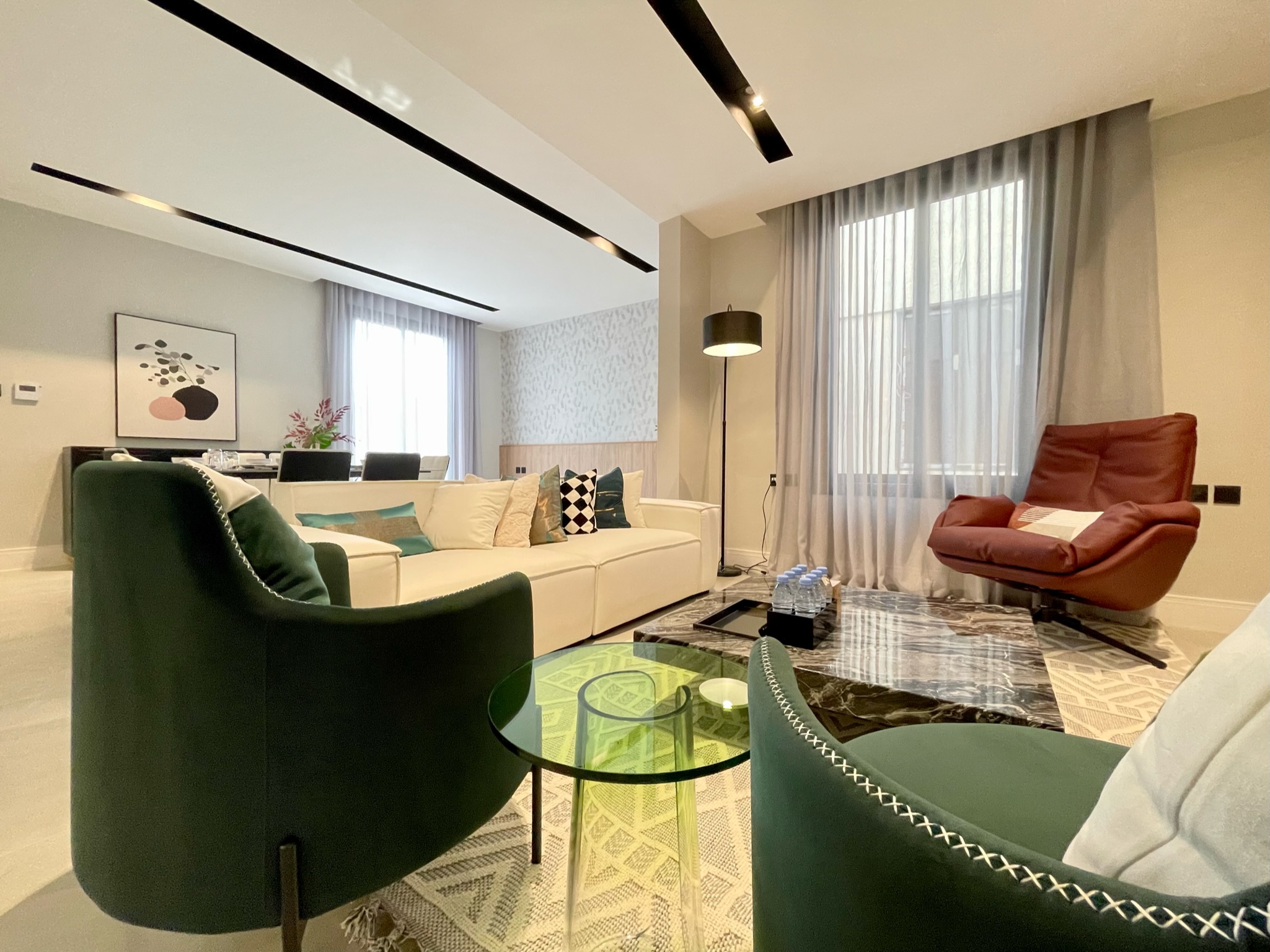 C Living - Premium 3 Bedroom with Terrace - AQIQ