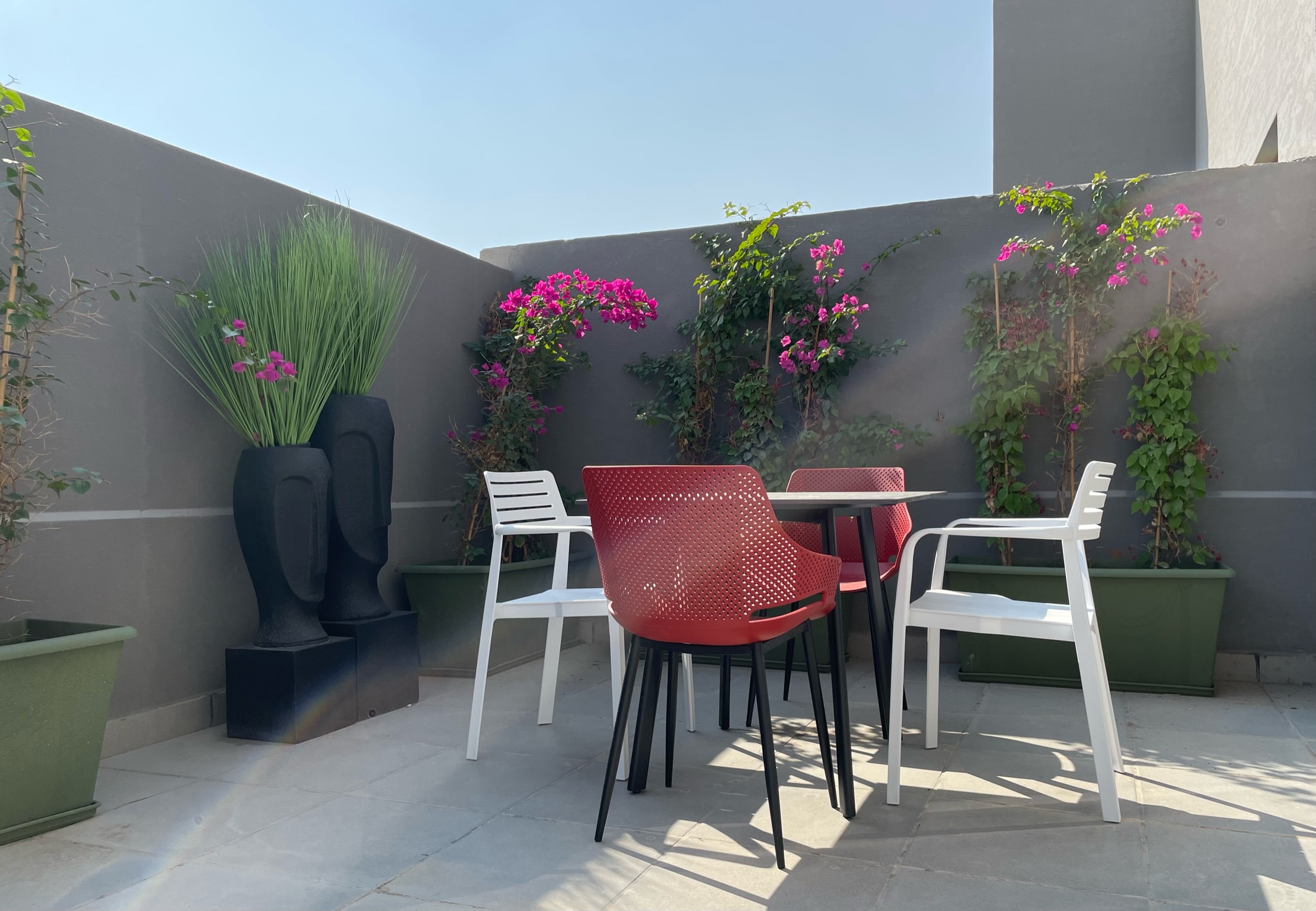 C Living - Premium 3 Bedroom with Terrace - AQIQ