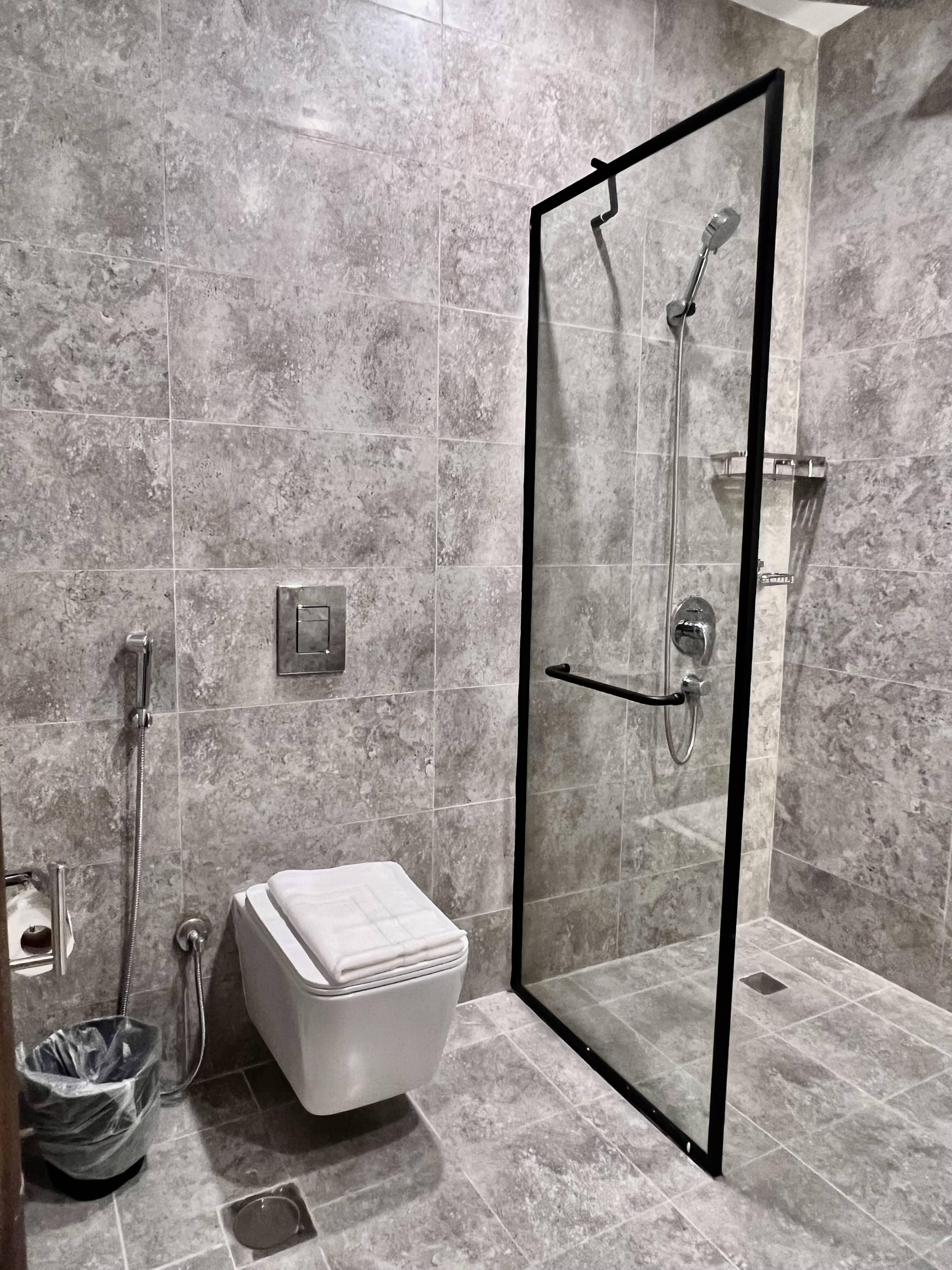 Khozama Living 2 - 2 Bedroom Apartment