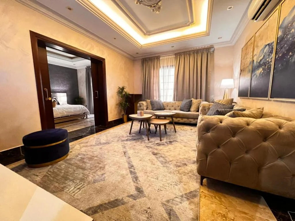 Khozama Living 1 - 1 Bedroom Apartment