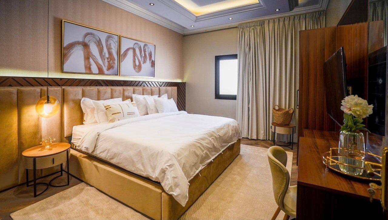 Khozama Living 1 - 2 Bedroom Apartment