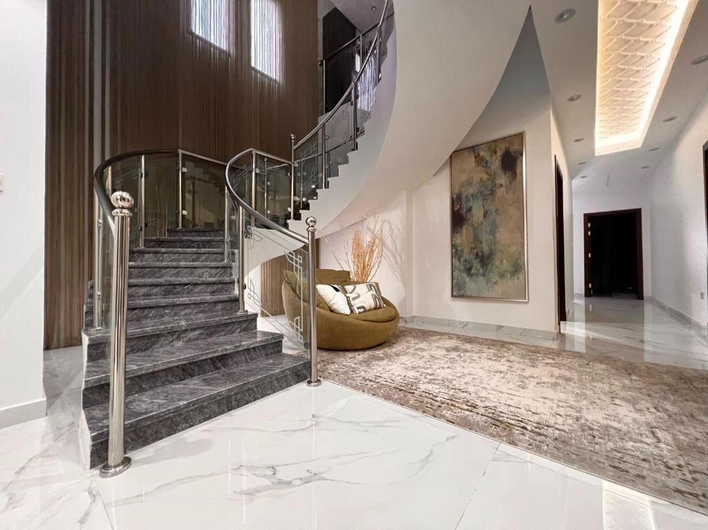 Khozama Living 1 - 4 Bedroom Apartment
