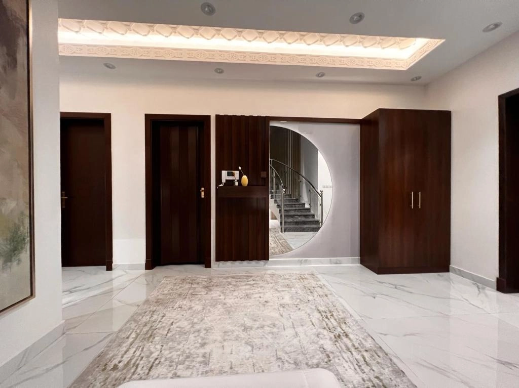 Khozama Living 1 - 4 Bedroom Apartment