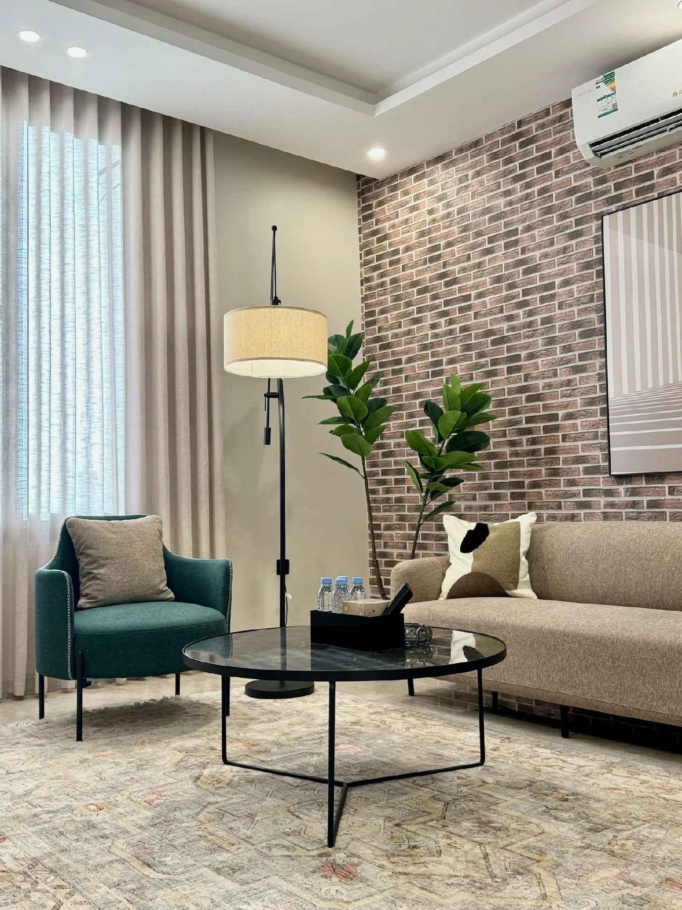 Khozama Living 2 - 1 Bedroom Apartment