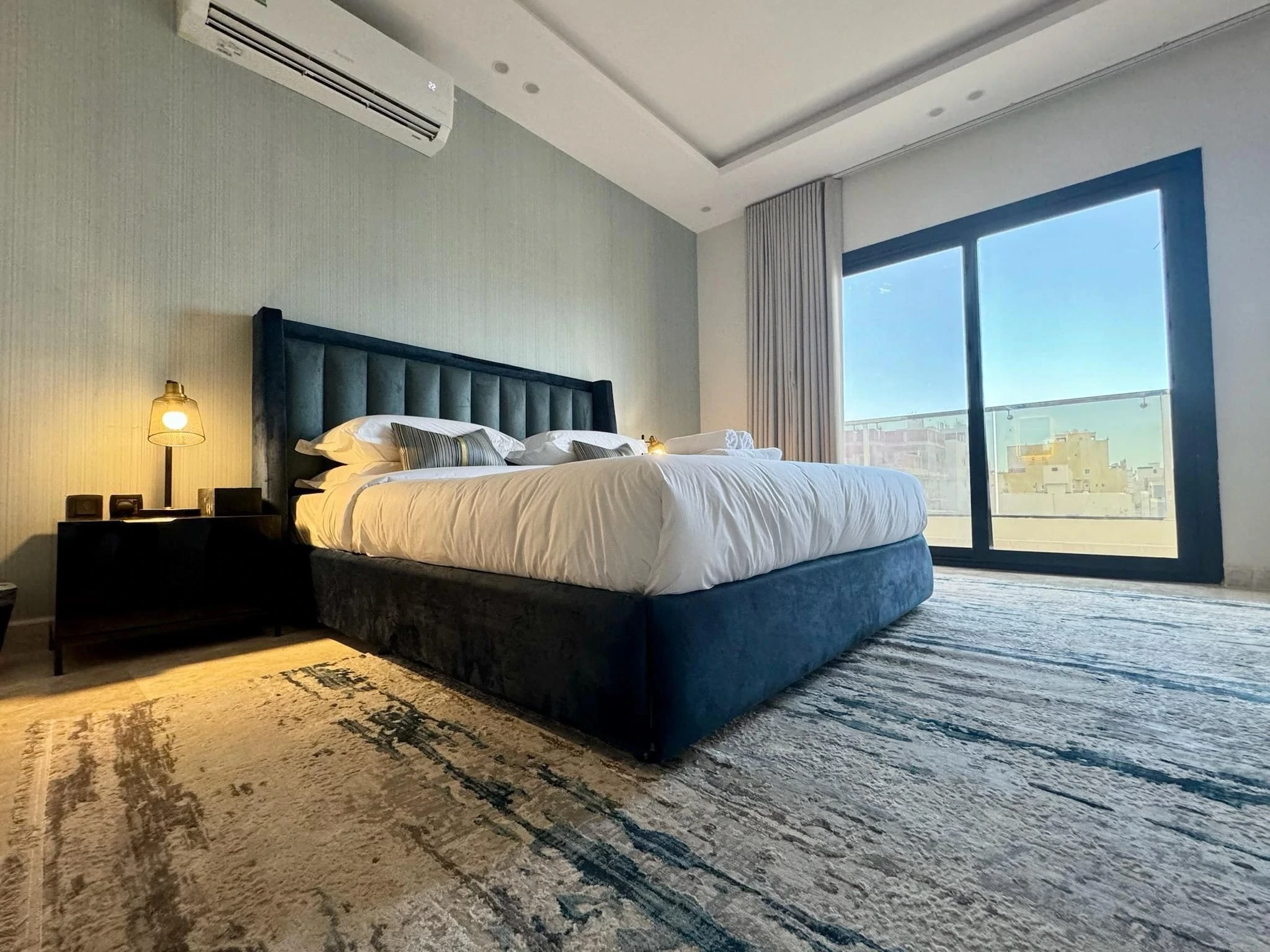 Khozama Living 2 - 2 Bedroom Apartment