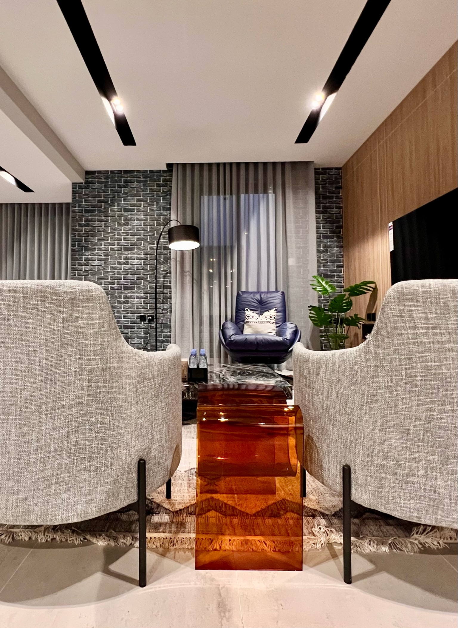 C Living - Executive 3 Bedroom - AQIQ