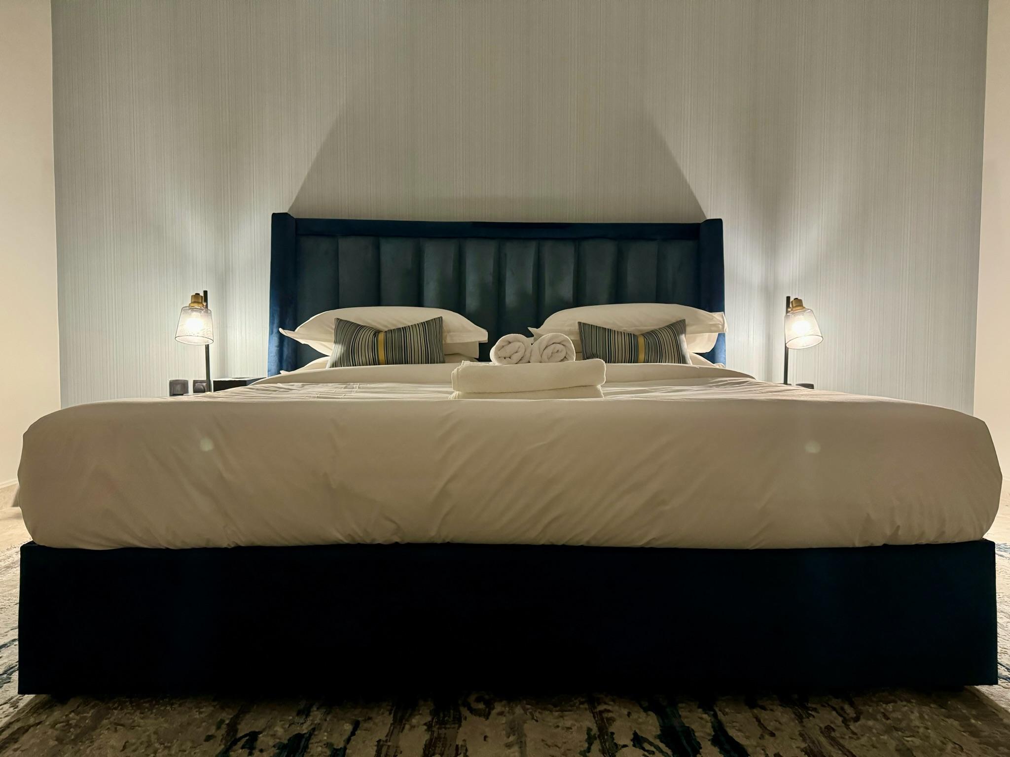 Khozama Living 2 - 2 Bedroom Apartment