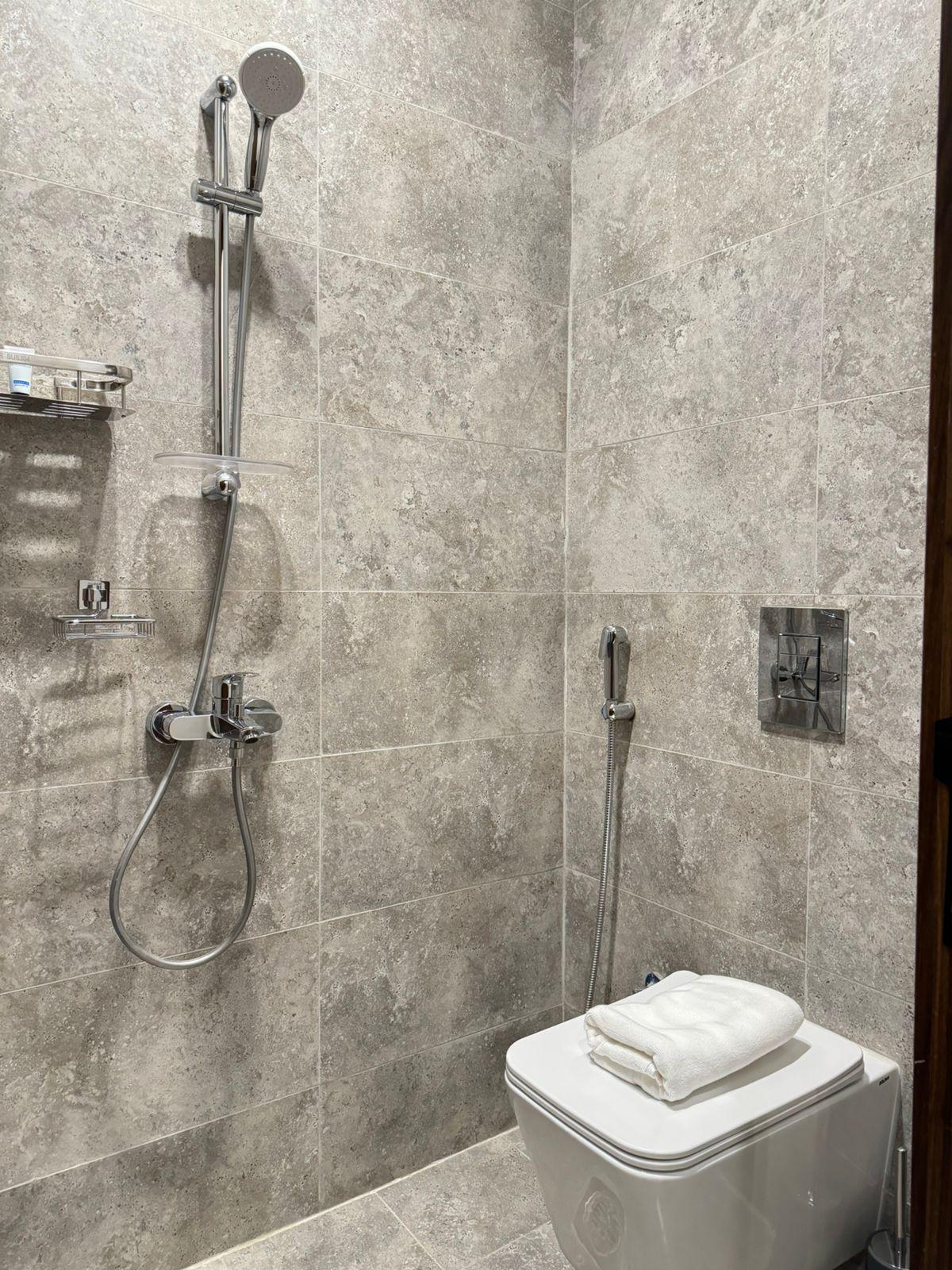 Khozama Living 2 - 1 Bedroom Executive Apartment